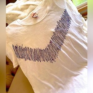 WOMANS Boutique purchased hand Made T-Shirt! Machine Washable! ❤️❤️❤️🌻🌻🌻🌻